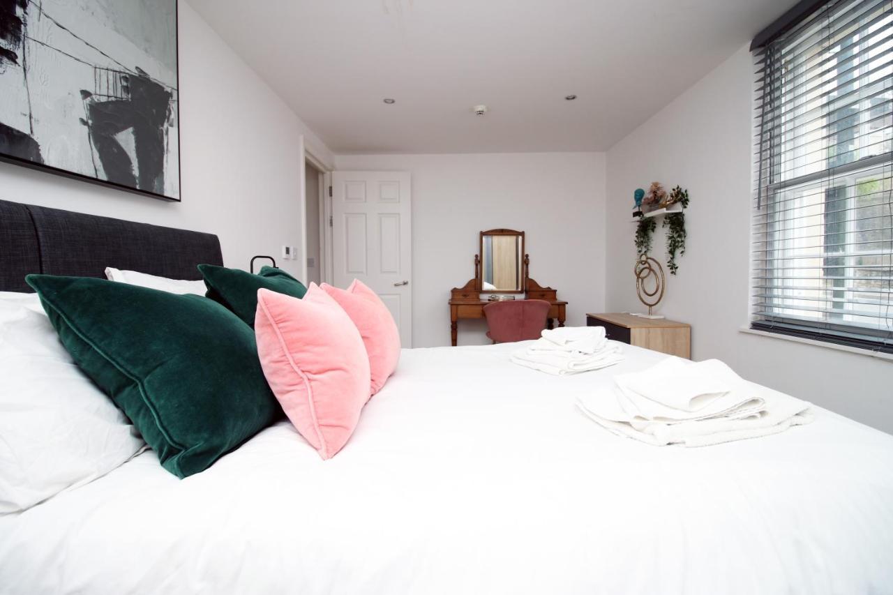 Flat 1 Batheaston By Mia Living Stylish 1 Bedroom Property With Free Parking Buitenkant foto