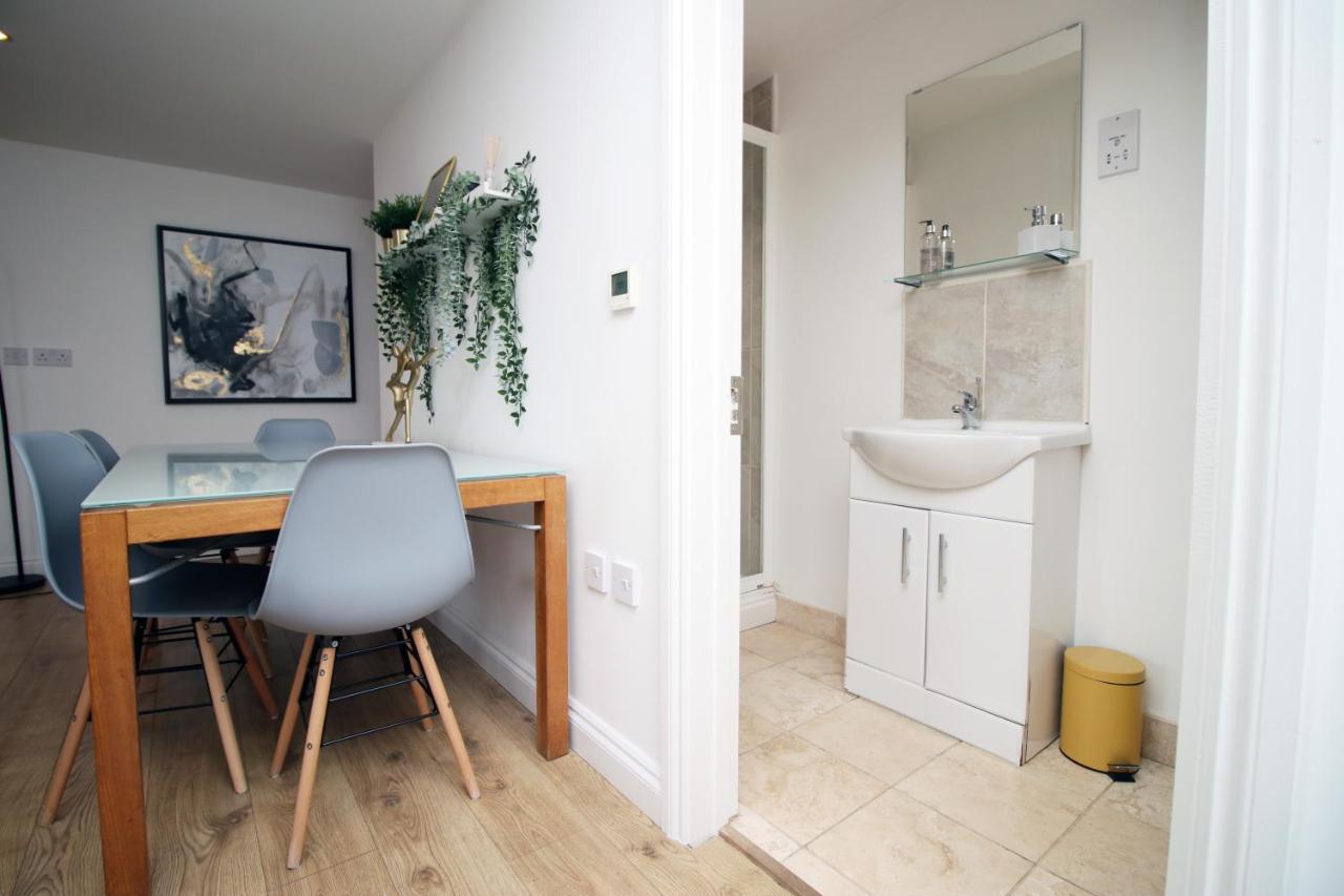 Flat 1 Batheaston By Mia Living Stylish 1 Bedroom Property With Free Parking Buitenkant foto