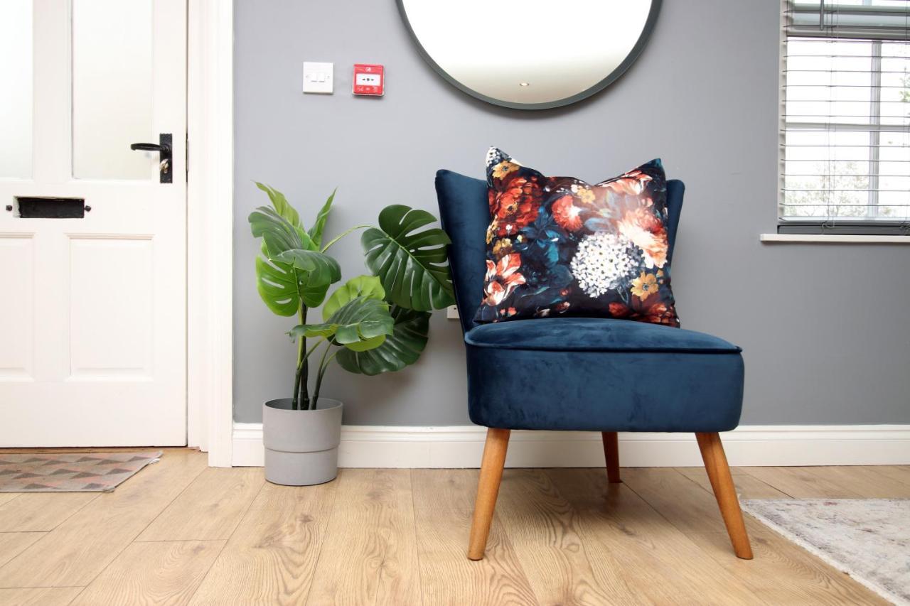 Flat 1 Batheaston By Mia Living Stylish 1 Bedroom Property With Free Parking Buitenkant foto